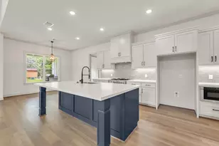 2409 Faulkner Dr, College Station, TX 77845 - Photo 11