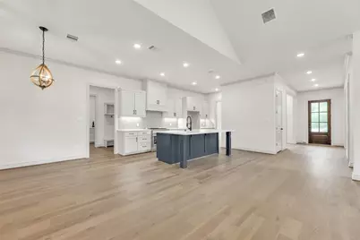 2409 Faulkner Drive, College Station, TX 77845 - Photo 9