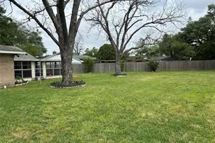 6018 Rena, Houston, TX 77092 - Photo 25