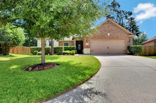 974 Gowan Dr, Conroe, TX 77301 - Photo 1