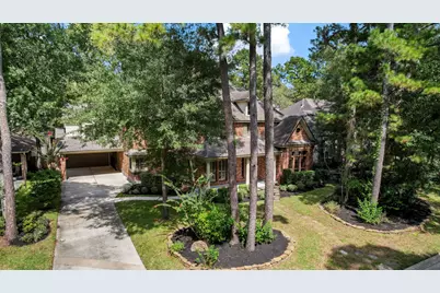 15 Crestone Place, The Woodlands, TX 77381 - Photo 3