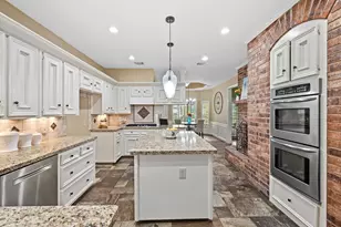 15 Crestone Pl, The Woodlands, TX 77381 - Photo 17