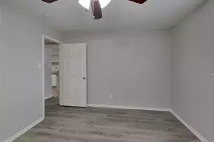 9007 Gauguin Dr, Houston, TX 77088 - Photo 9