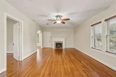 4410 Pease Street #2, Houston, TX 77023 - Photo 9