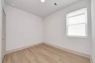 12806 Cozumel Ln, Houston, TX 77045 - Photo 31