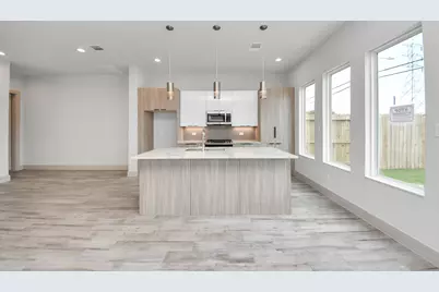 12806 Cozumel Lane, Houston, TX 77045 - Photo 15