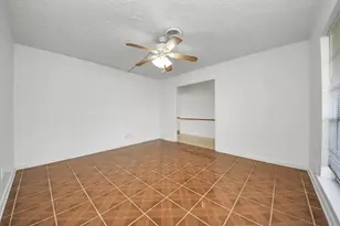 13103 Suzanne St, Stafford, TX 77477 - Photo 13