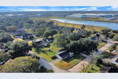 13103 Suzanne Street, Stafford, TX 77477 - Photo 7