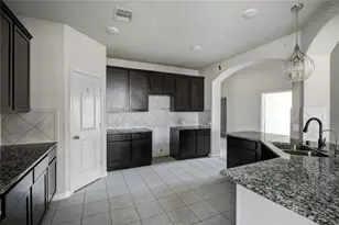 10406 Sill Pr Dr, Rosharon, TX 77583 - Photo 9