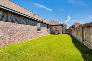 10406 Sill Pr Dr, Rosharon, TX 77583 - Photo 23