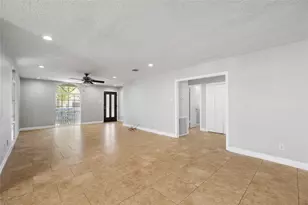 1200 E 24th St, Houston, TX 77009 - Photo 9