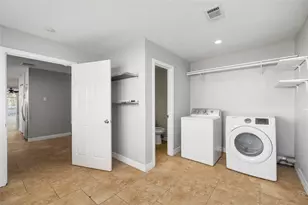 1200 E 24th St, Houston, TX 77009 - Photo 23