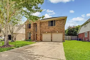 10840 Sycamore Dr N, La Porte, TX 77571 - Photo 3