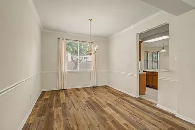 10840 Sycamore Drive N, La Porte, TX 77571 - Photo 11