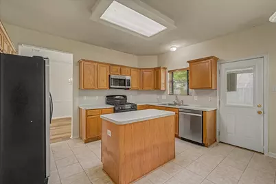 10840 Sycamore Drive N, La Porte, TX 77571 - Photo 15