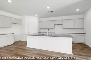 693 Canadian Trl, Dayton, TX 77535 - Photo 5