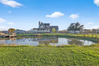 912 County Road 340, Angleton, TX 77515 - Photo 1