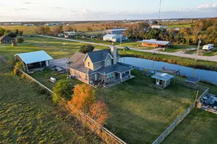 912 County Rd 340, Angleton, TX 77515 - Photo 39