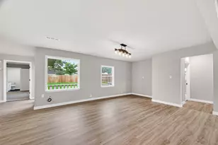 5210 Verdome Ln, Houston, TX 77092 - Photo 9