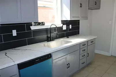 4018 Easy Street, Dickinson, TX 77539 - Photo 5