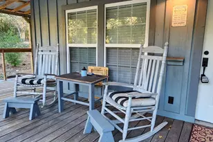 1068 Holiday Harbor Dr, Jefferson, TX 75657 - Photo 9