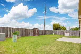 1644 Longwood Glen Ln, Friendswood, TX 77546 - Photo 41