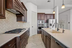 1644 Longwood Glen Ln, Friendswood, TX 77546 - Photo 29