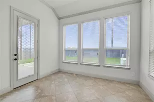 1644 Longwood Glen Ln, Friendswood, TX 77546 - Photo 31