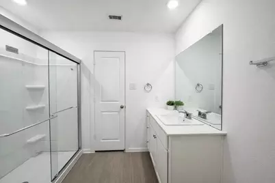 15679 Plum Brook Dr, Conroe, TX 77303 - Photo 5