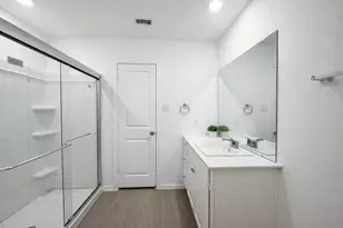 15679 Plum Brk Dr, Conroe, TX 77303 - Photo 5