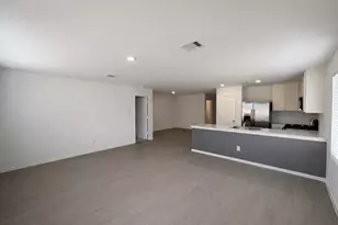 15679 Plum Brk Dr, Conroe, TX 77303 - Photo 3