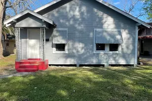 5135 Irving St, Beaumont, TX 77705 - Photo 1