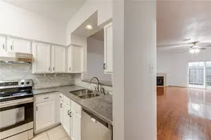 7657 Cambridge St, Houston, TX 77054 - Photo 11