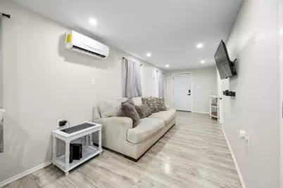 118 N Palmas Street, Weslaco, TX 78596 - Photo 3