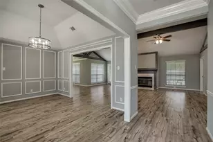 5106 Greenwater Dr, Willis, TX 77318 - Photo 7