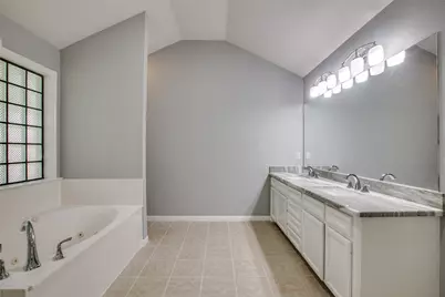 5106 Greenwater Drive, Willis, TX 77318 - Photo 31