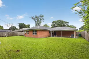 8733 Lugary Dr, Houston, TX 77074 - Photo 33