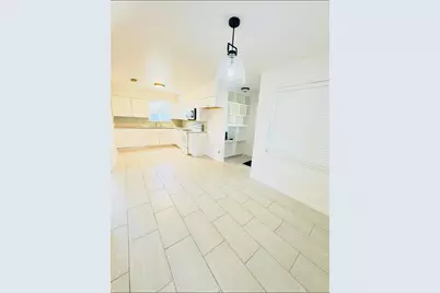 8733 Lugary Drive, Houston, TX 77074 - Photo 5