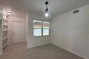 8733 Lugary Dr, Houston, TX 77074 - Photo 11