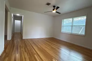 8733 Lugary Dr, Houston, TX 77074 - Photo 11