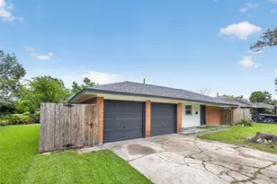 8733 Lugary Dr, Houston, TX 77074 - Photo 7