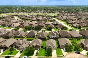 298 Clearwood Dr, League City, TX 77573 - Photo 43