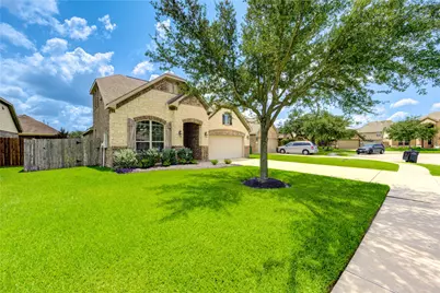 298 Clearwood Drive, League City, TX 77573 - Photo 3