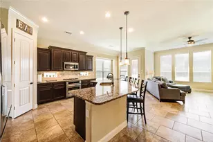 298 Clearwood Dr, League City, TX 77573 - Photo 17