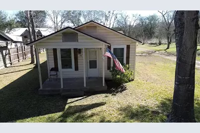 710 Milam Avenue, Eagle Lake, TX 77434 - Photo 1