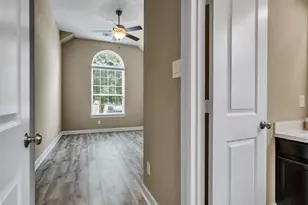 375 Westlake Terrace Dr, Conroe, TX 77304 - Photo 11