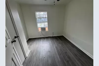 7018 1/2 Avenue F #1, Houston, TX 77011 - Photo 5