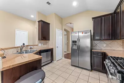 2430 Blue Reef Drive, Katy, TX 77449 - Photo 15