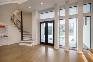 10663 Memorial Dr, Houston, TX 77024 - Photo 3