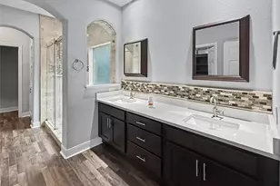 3736 Armand Dr, Dickinson, TX 77539 - Photo 11
